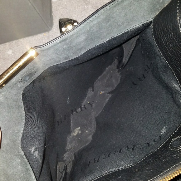 Authentic Burberry black grain leather tote - Picture 5 of 8